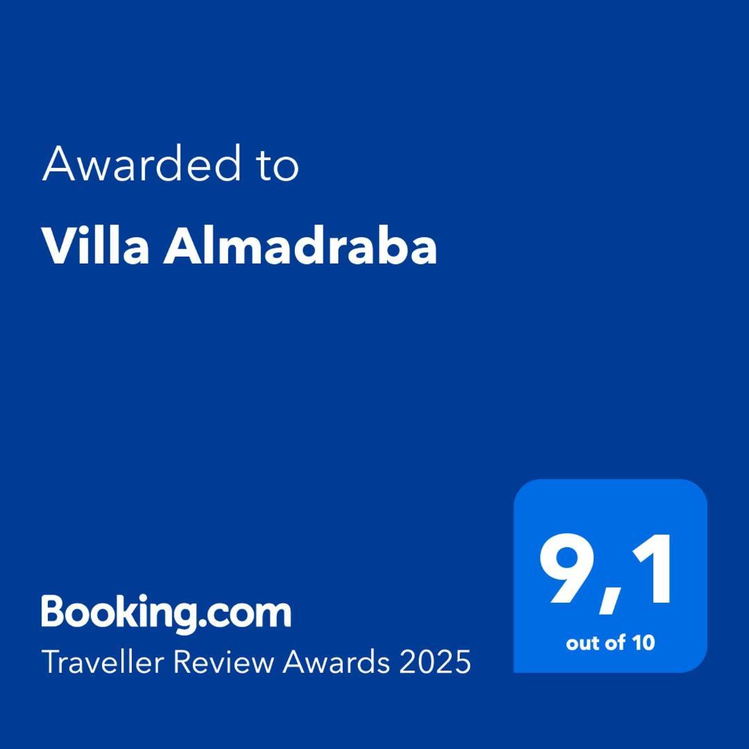 Villa Almadraba โกนิล เด ลาฟรอนเตรา ภายนอก รูปภาพ